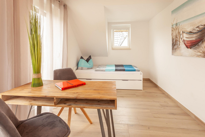 Schlafzimmer 2 - Ausziehbares Doppelbett